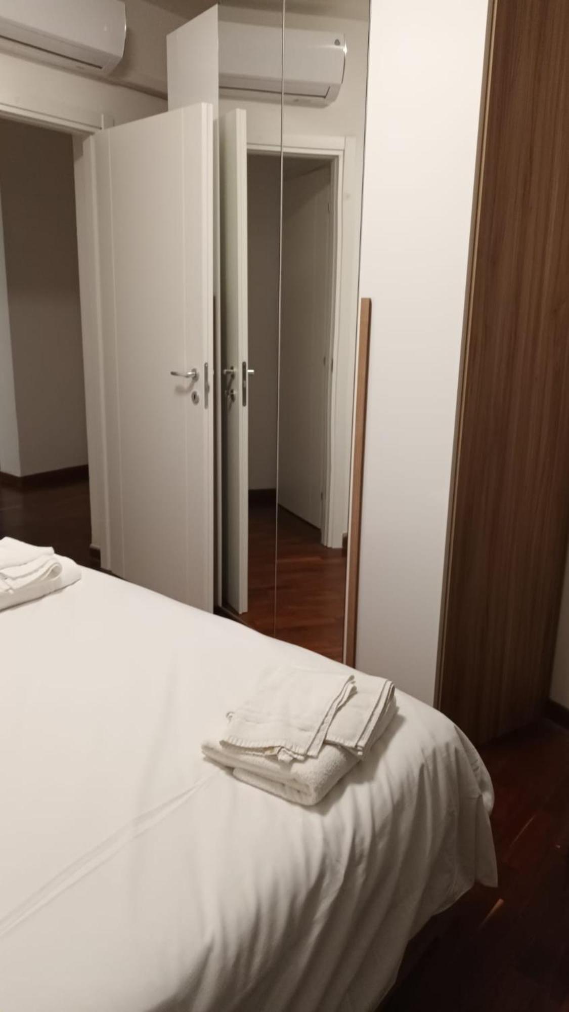 リヴォルノCasa N 1 Con Parcheggio Privato E Colonnina Ricaricaアパートメント エクステリア 写真