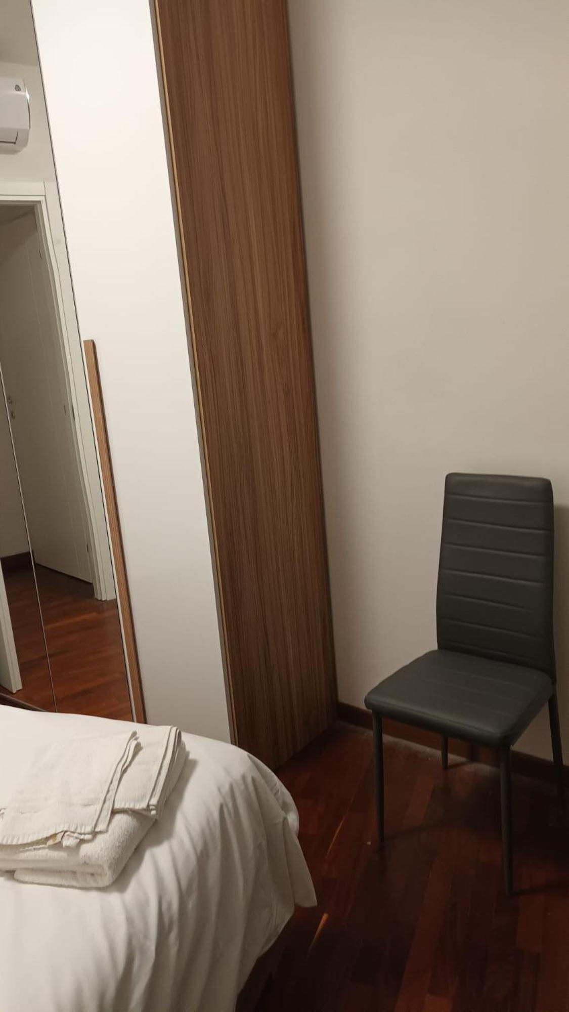 リヴォルノCasa N 1 Con Parcheggio Privato E Colonnina Ricaricaアパートメント エクステリア 写真